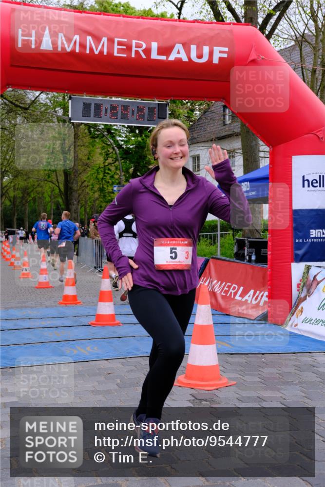 19.04.2026 - Hammer Lauf Tim E. http://msf.ph/oto/9544777 19.04.2026 12:24:28 Ziel 5, 141, 388, 412, 773, 1231 meine-sportfotos.de