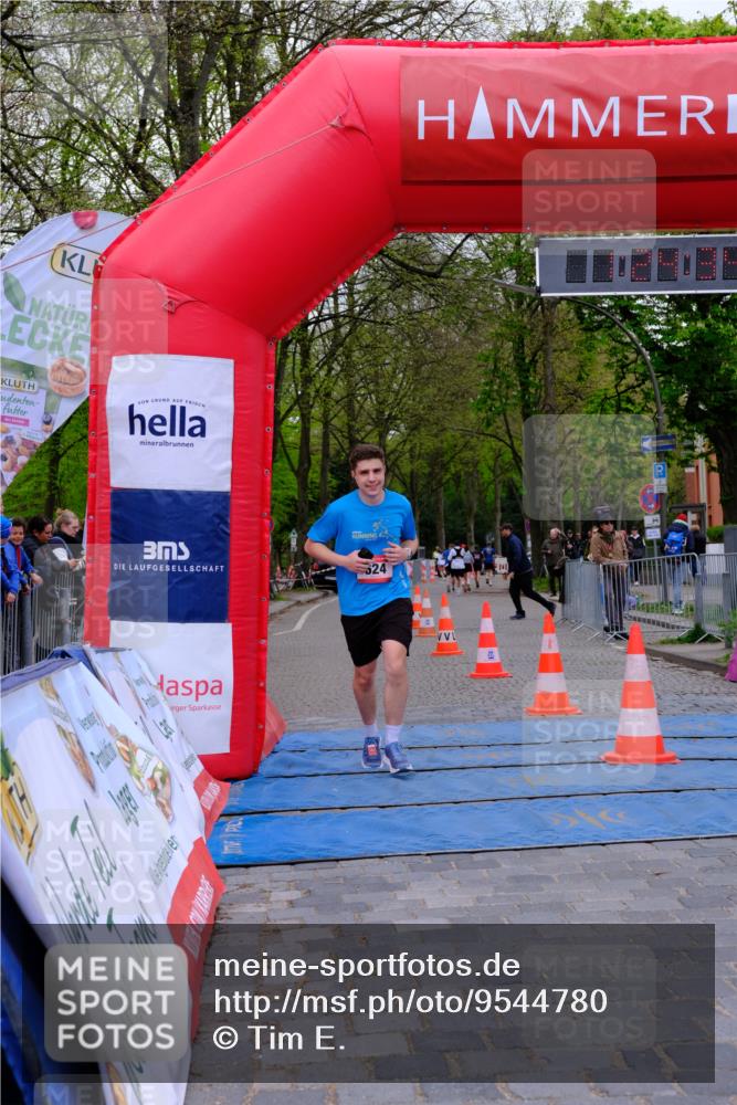 19.04.2026 - Hammer Lauf Tim E. http://msf.ph/oto/9544780 19.04.2026 12:24:42 Ziel 624 meine-sportfotos.de