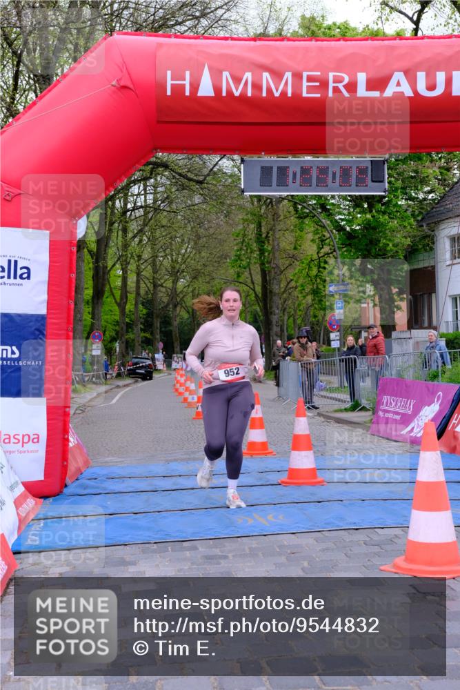 19.04.2026 - Hammer Lauf Tim E. http://msf.ph/oto/9544832 19.04.2026 12:25:13 Ziel 13, 326, 952 meine-sportfotos.de