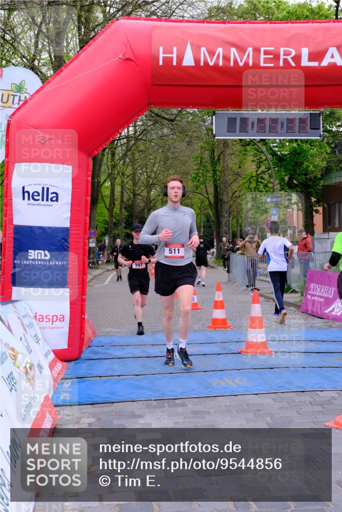 19.04.2026 - Hammer Lauf Tim E. http://msf.ph/oto/9544856 19.04.2026 12:25:41 Ziel 297, 511, 554, 933 meine-sportfotos.de