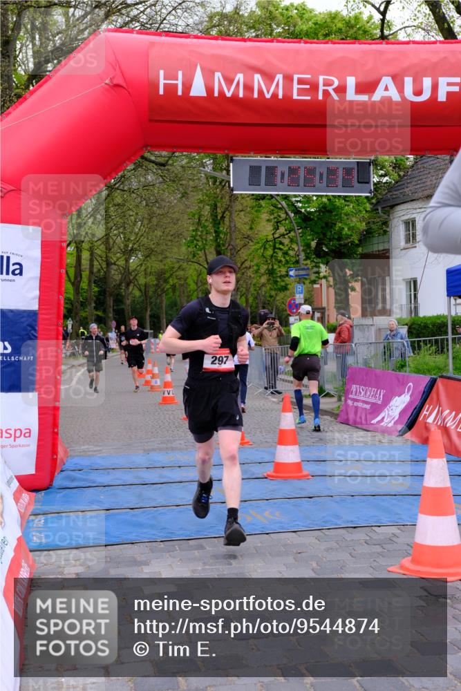 19.04.2026 - Hammer Lauf Tim E. http://msf.ph/oto/9544874 19.04.2026 12:25:42 Ziel 297, 511, 516, 554, 627, 933 meine-sportfotos.de