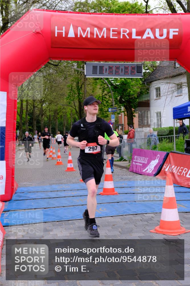 19.04.2026 - Hammer Lauf Tim E. http://msf.ph/oto/9544878 19.04.2026 12:25:43 Ziel 297, 511, 516, 554, 627, 933 meine-sportfotos.de