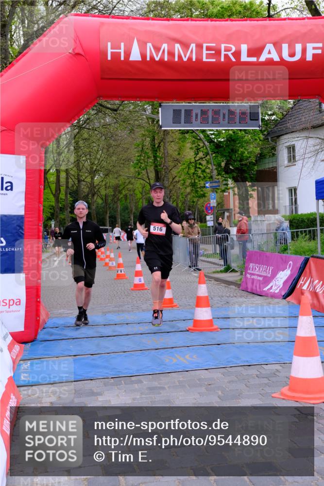 19.04.2026 - Hammer Lauf Tim E. http://msf.ph/oto/9544890 19.04.2026 12:25:47 Ziel 297, 516, 536, 627 meine-sportfotos.de