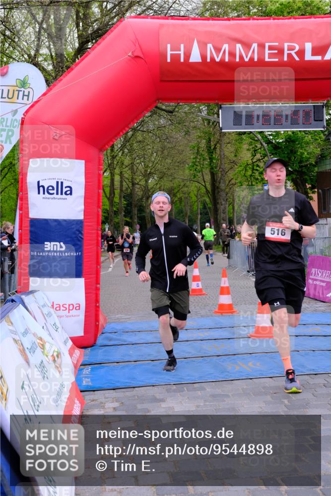 19.04.2026 - Hammer Lauf Tim E. http://msf.ph/oto/9544898 19.04.2026 12:25:48 Ziel 516, 536, 627 meine-sportfotos.de