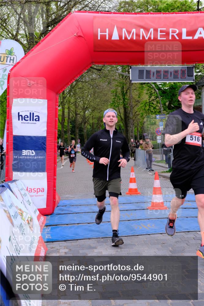 19.04.2026 - Hammer Lauf Tim E. http://msf.ph/oto/9544901 19.04.2026 12:25:48 Ziel 516, 536, 627 meine-sportfotos.de