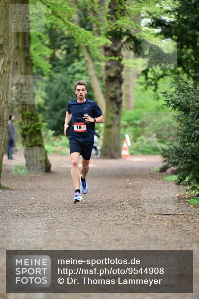 19.04.2026 - Hammer Lauf Dr. Thomas Lammeyer http://msf.ph/oto/9544908 19.04.2026 11:21:02 Laufen 191 meine-sportfotos.de