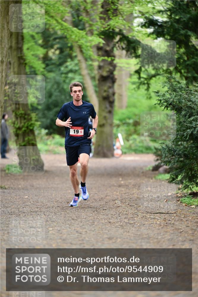 19.04.2026 - Hammer Lauf Dr. Thomas Lammeyer http://msf.ph/oto/9544909 19.04.2026 11:21:02 Laufen 191 meine-sportfotos.de