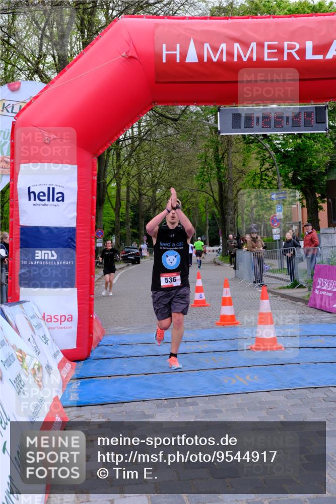 19.04.2026 - Hammer Lauf Tim E. http://msf.ph/oto/9544917 19.04.2026 12:25:52 Ziel 499, 516, 536, 627 meine-sportfotos.de