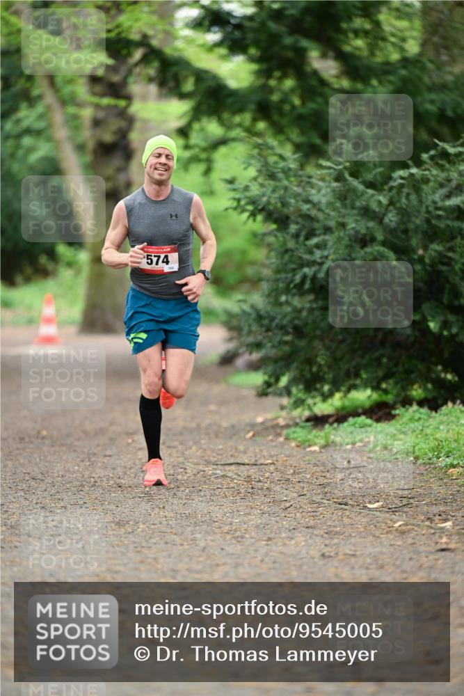 19.04.2026 - Hammer Lauf Dr. Thomas Lammeyer http://msf.ph/oto/9545005 19.04.2026 11:22:14 Laufen 574, 168 meine-sportfotos.de