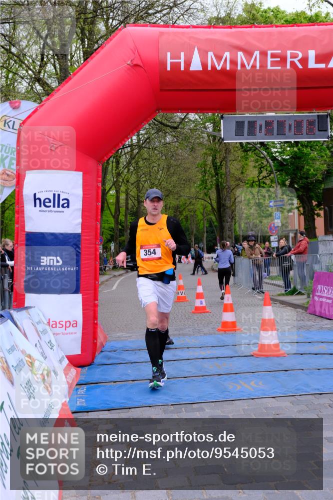 19.04.2026 - Hammer Lauf Tim E. http://msf.ph/oto/9545053 19.04.2026 12:27:14 Ziel 354, 637, 766, 920 meine-sportfotos.de