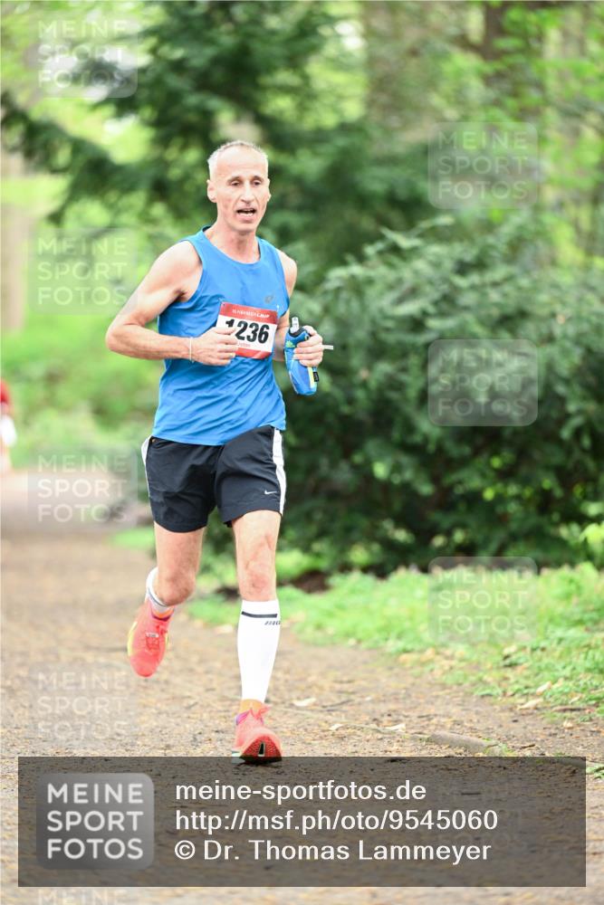 19.04.2026 - Hammer Lauf Dr. Thomas Lammeyer http://msf.ph/oto/9545060 19.04.2026 11:22:32 Laufen 236 meine-sportfotos.de