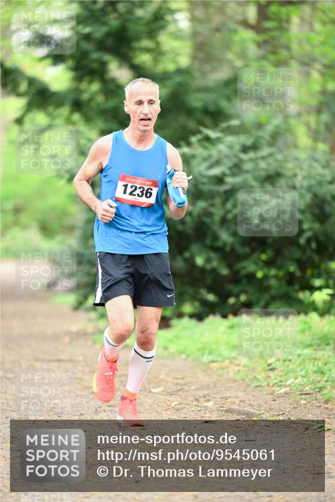 19.04.2026 - Hammer Lauf Dr. Thomas Lammeyer http://msf.ph/oto/9545061 19.04.2026 11:22:32 Laufen 1236 meine-sportfotos.de