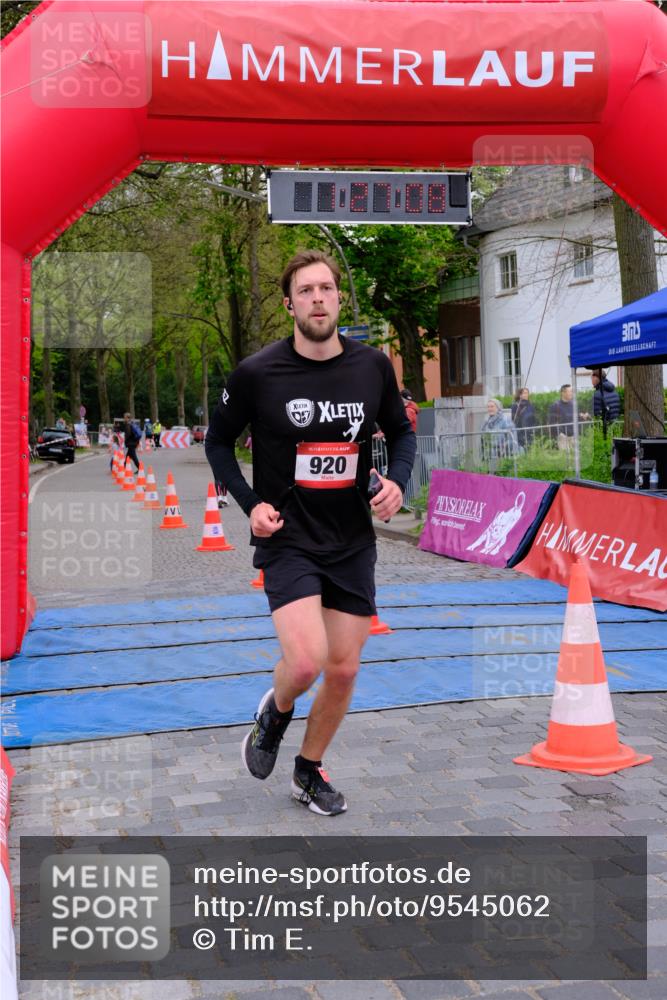 19.04.2026 - Hammer Lauf Tim E. http://msf.ph/oto/9545062 19.04.2026 12:27:16 Ziel 354, 637, 920 meine-sportfotos.de