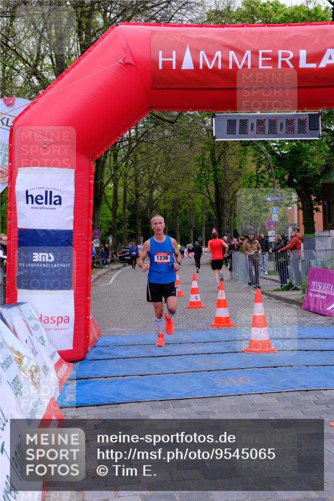 19.04.2026 - Hammer Lauf Tim E. http://msf.ph/oto/9545065 19.04.2026 12:27:35 Ziel 415, 437, 1236, 1853 meine-sportfotos.de