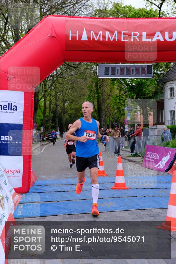 19.04.2026 - Hammer Lauf Tim E. http://msf.ph/oto/9545071 19.04.2026 12:27:35 Ziel 415, 437, 1236, 1853 meine-sportfotos.de