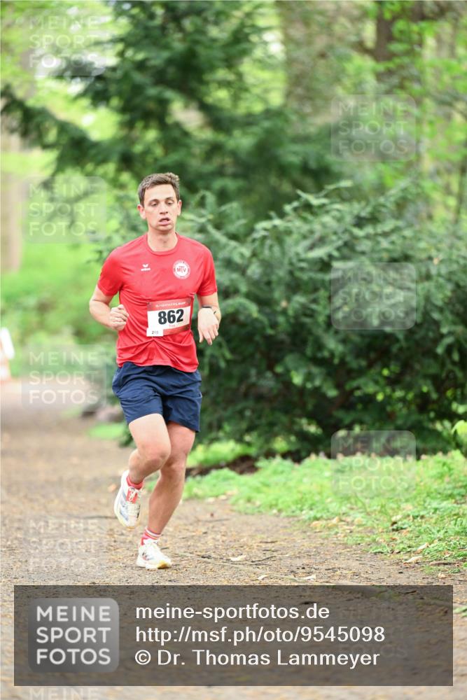 19.04.2026 - Hammer Lauf Dr. Thomas Lammeyer http://msf.ph/oto/9545098 19.04.2026 11:22:40 Laufen 215, 862 meine-sportfotos.de
