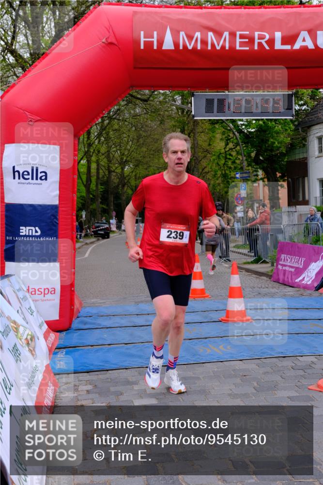 19.04.2026 - Hammer Lauf Tim E. http://msf.ph/oto/9545130 19.04.2026 12:27:51 Ziel 112, 181, 239, 524, 990 meine-sportfotos.de