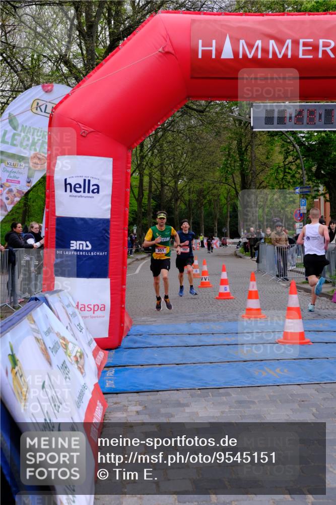 19.04.2026 - Hammer Lauf Tim E. http://msf.ph/oto/9545151 19.04.2026 12:28:26 Ziel 157, 204, 351, 1278 meine-sportfotos.de