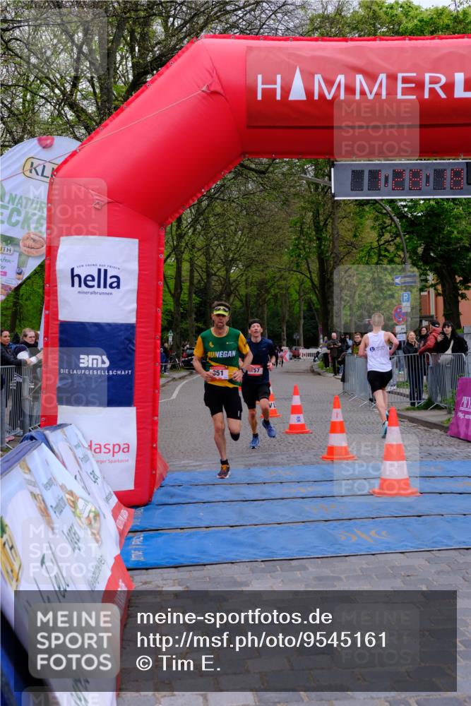 19.04.2026 - Hammer Lauf Tim E. http://msf.ph/oto/9545161 19.04.2026 12:28:26 Ziel 157, 204, 351, 1278 meine-sportfotos.de