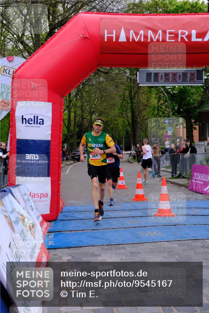 19.04.2026 - Hammer Lauf Tim E. http://msf.ph/oto/9545167 19.04.2026 12:28:27 Ziel 157, 204, 351, 1278 meine-sportfotos.de