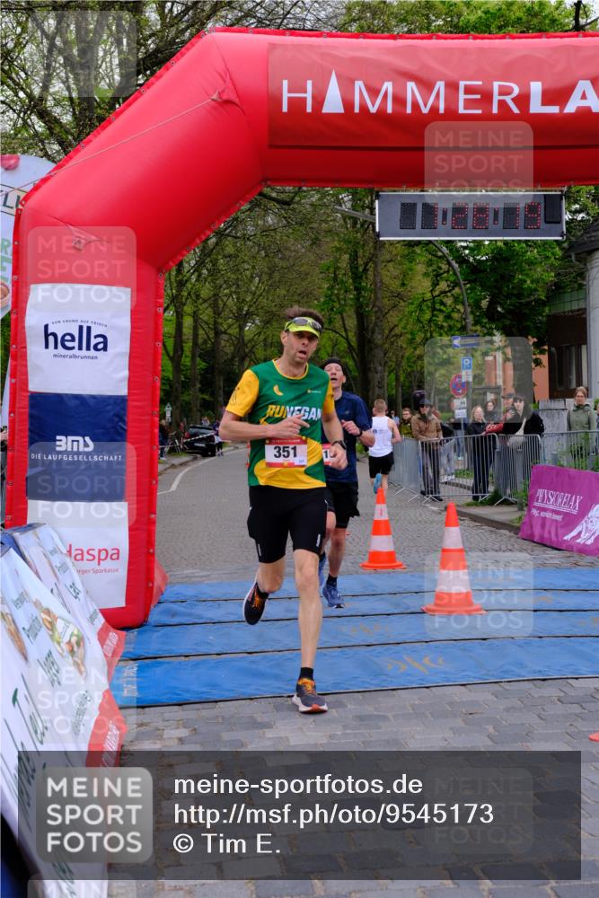 19.04.2026 - Hammer Lauf Tim E. http://msf.ph/oto/9545173 19.04.2026 12:28:27 Ziel 157, 204, 351, 1278 meine-sportfotos.de