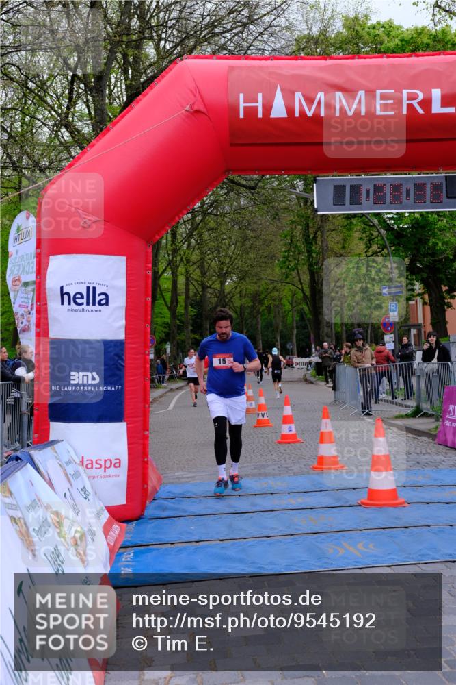 19.04.2026 - Hammer Lauf Tim E. http://msf.ph/oto/9545192 19.04.2026 12:28:44 Ziel 15, 529, 862, 1729 meine-sportfotos.de