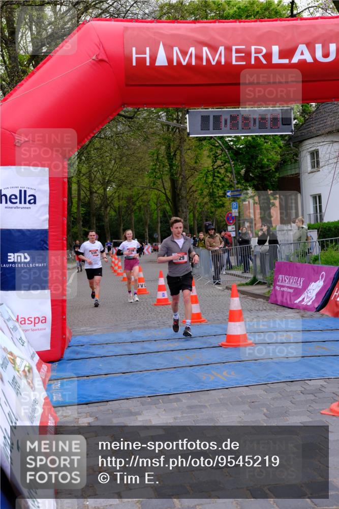 19.04.2026 - Hammer Lauf Tim E. http://msf.ph/oto/9545219 19.04.2026 12:28:48 Ziel 15, 24, 528, 529, 539, 862 meine-sportfotos.de