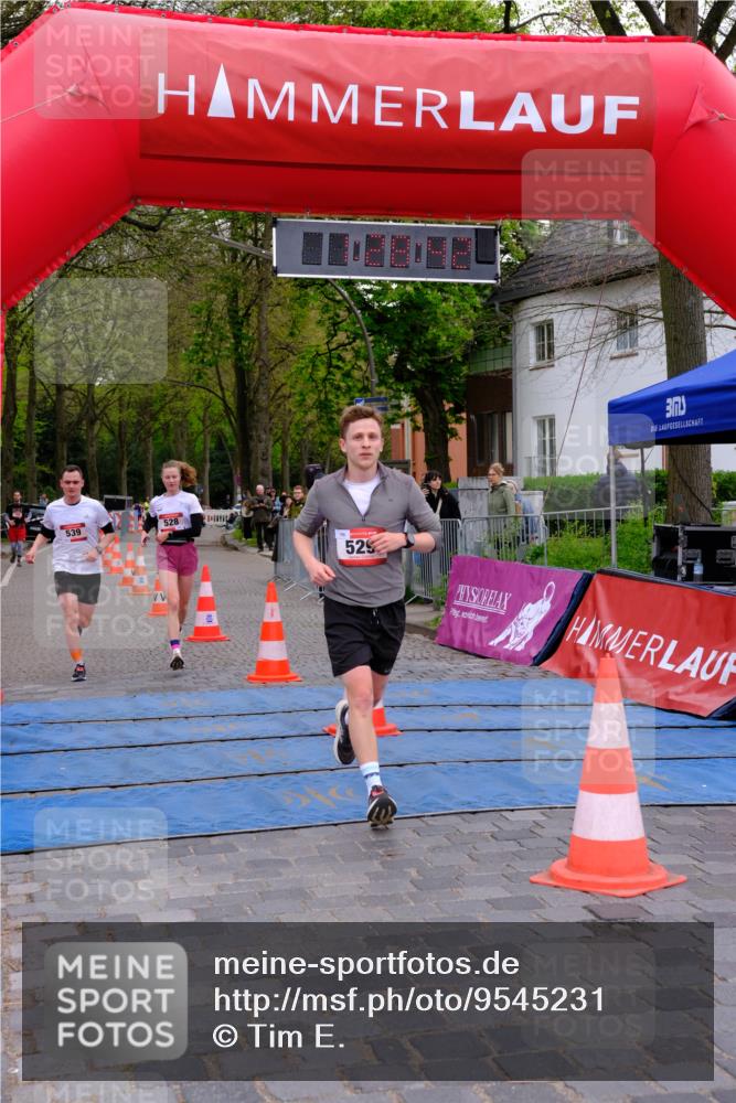 19.04.2026 - Hammer Lauf Tim E. http://msf.ph/oto/9545231 19.04.2026 12:28:49 Ziel 15, 21, 24, 528, 529, 539, 862 meine-sportfotos.de