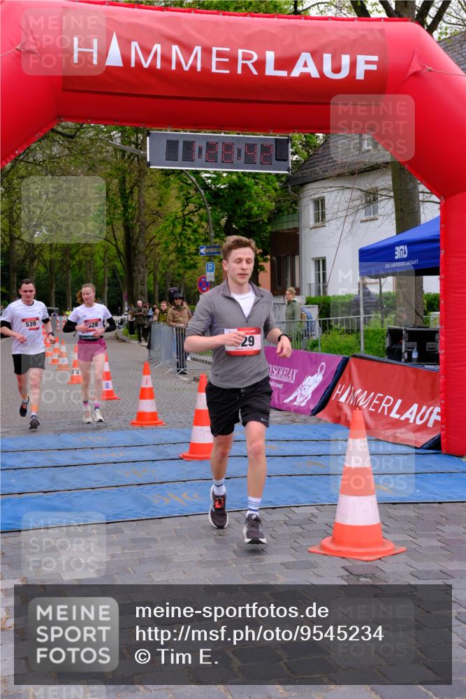 19.04.2026 - Hammer Lauf Tim E. http://msf.ph/oto/9545234 19.04.2026 12:28:50 Ziel 15, 21, 24, 528, 529, 539, 862 meine-sportfotos.de