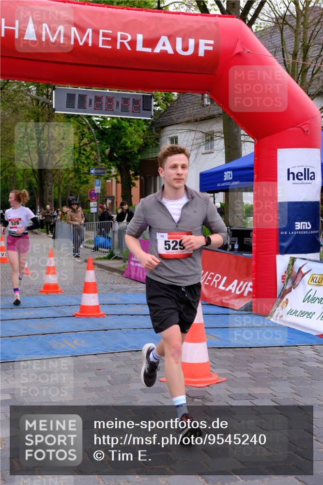 19.04.2026 - Hammer Lauf Tim E. http://msf.ph/oto/9545240 19.04.2026 12:28:50 Ziel 15, 21, 24, 528, 529, 539, 862 meine-sportfotos.de