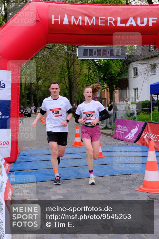 19.04.2026 - Hammer Lauf Tim E. http://msf.ph/oto/9545253 19.04.2026 12:28:52 Ziel 21, 24, 528, 529, 539, 951, 1627 meine-sportfotos.de