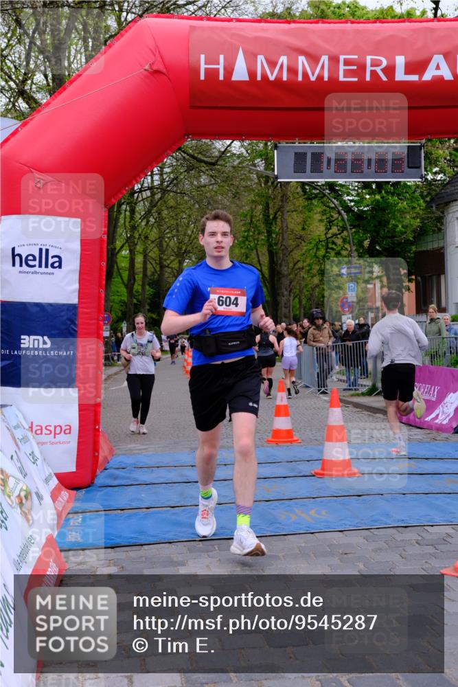 19.04.2026 - Hammer Lauf Tim E. http://msf.ph/oto/9545287 19.04.2026 12:29:10 Ziel 404, 604, 823, 987, 1096 meine-sportfotos.de