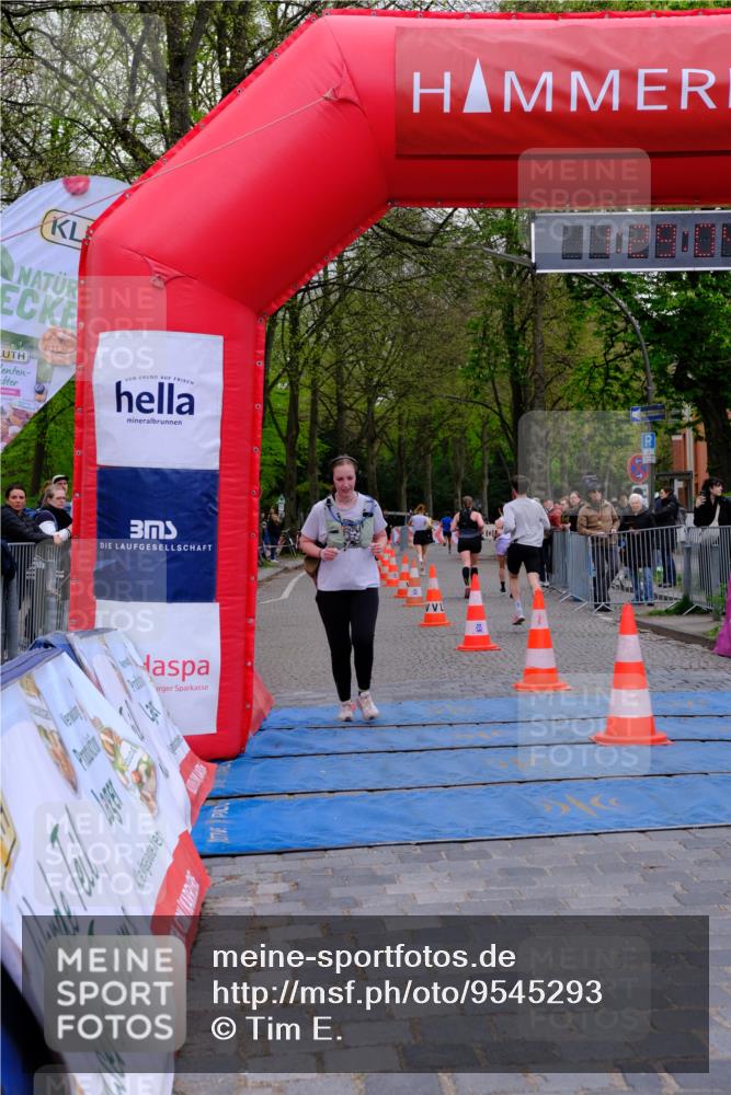 19.04.2026 - Hammer Lauf Tim E. http://msf.ph/oto/9545293 19.04.2026 12:29:12 Ziel 404, 604, 823 meine-sportfotos.de