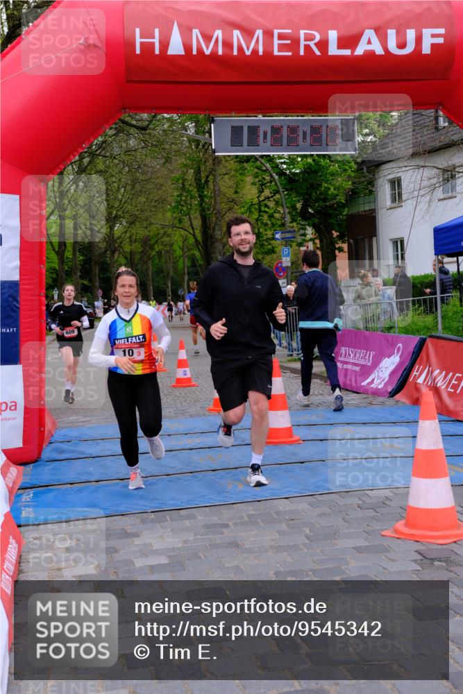 19.04.2026 - Hammer Lauf Tim E. http://msf.ph/oto/9545342 19.04.2026 12:29:28 Ziel 9, 10, 609, 636, 860, 1904, 1909 meine-sportfotos.de