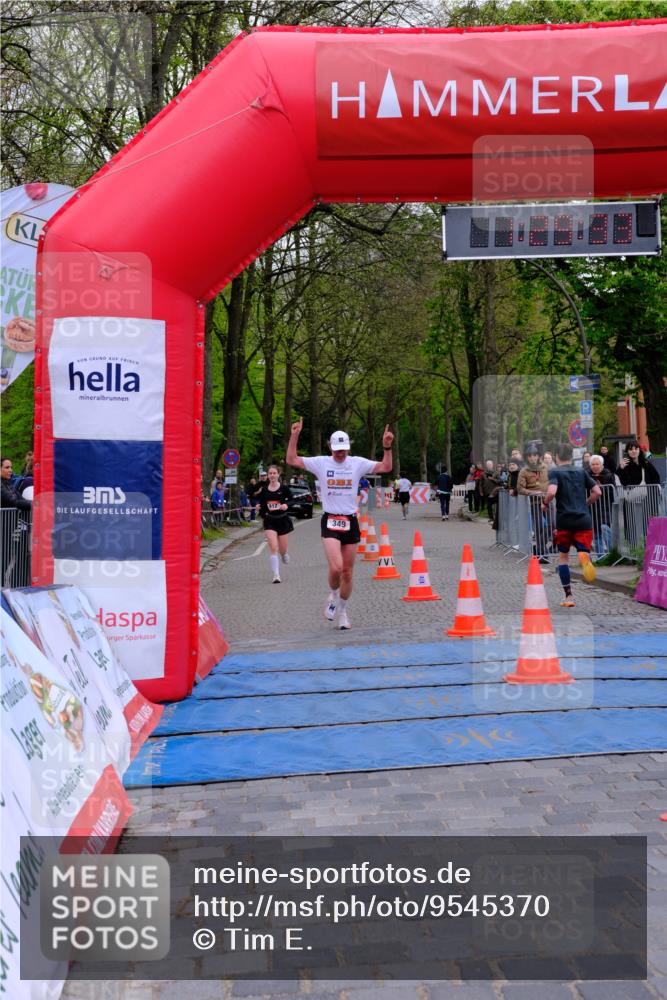 19.04.2026 - Hammer Lauf Tim E. http://msf.ph/oto/9545370 19.04.2026 12:29:41 Ziel 23, 138, 218, 349, 912 meine-sportfotos.de