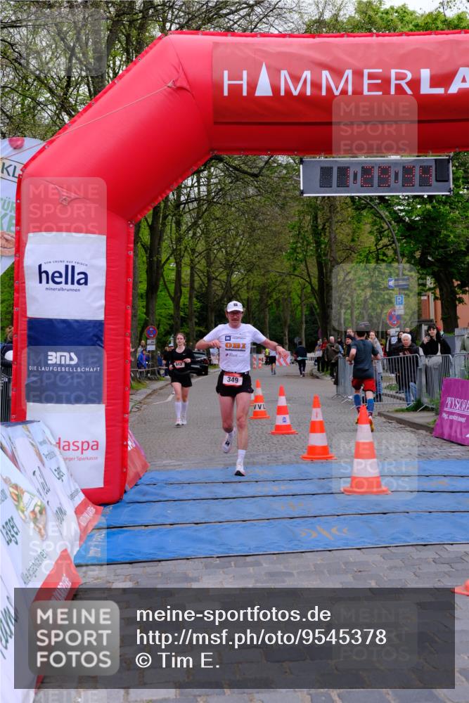 19.04.2026 - Hammer Lauf Tim E. http://msf.ph/oto/9545378 19.04.2026 12:29:42 Ziel 23, 138, 218, 349, 912 meine-sportfotos.de