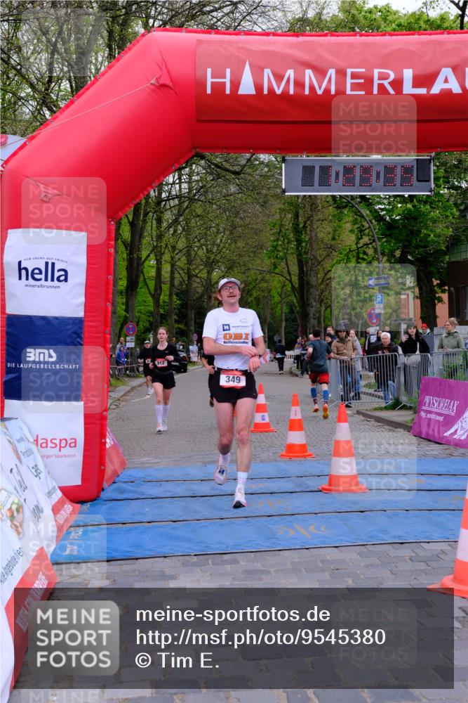 19.04.2026 - Hammer Lauf Tim E. http://msf.ph/oto/9545380 19.04.2026 12:29:43 Ziel 23, 138, 144, 145, 218, 349, 912 meine-sportfotos.de