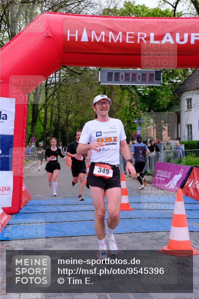 19.04.2026 - Hammer Lauf Tim E. http://msf.ph/oto/9545396 19.04.2026 12:29:44 Ziel 23, 138, 144, 145, 218, 349, 864, 912 meine-sportfotos.de