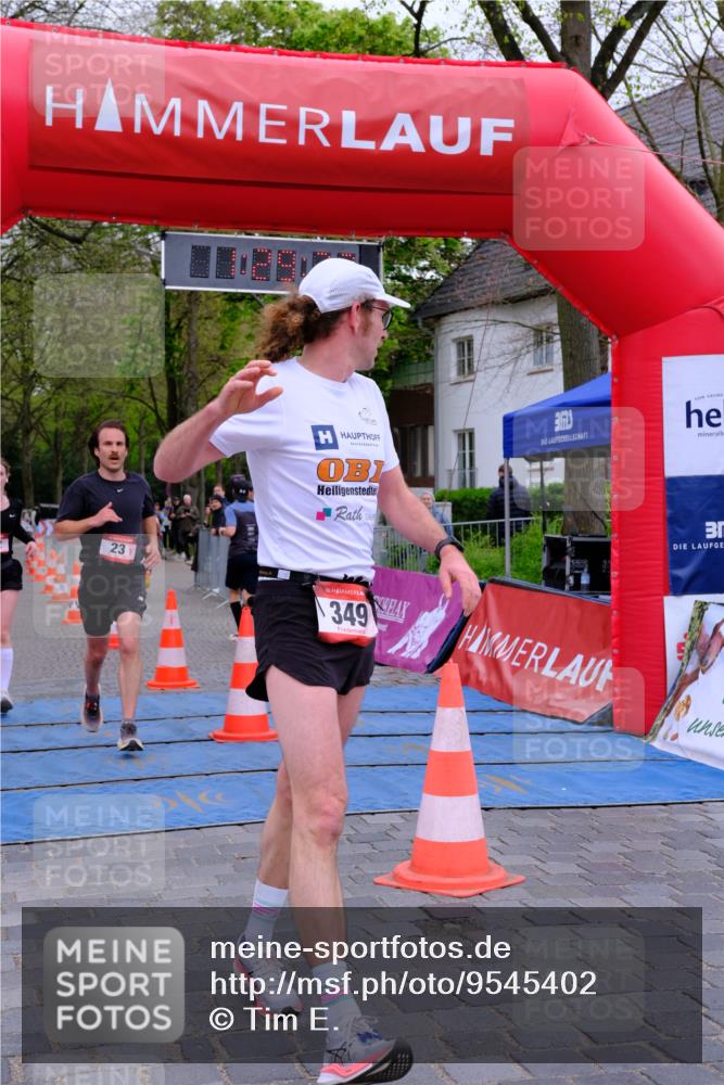 19.04.2026 - Hammer Lauf Tim E. http://msf.ph/oto/9545402 19.04.2026 12:29:44 Ziel 23, 138, 144, 145, 218, 349, 864, 912 meine-sportfotos.de