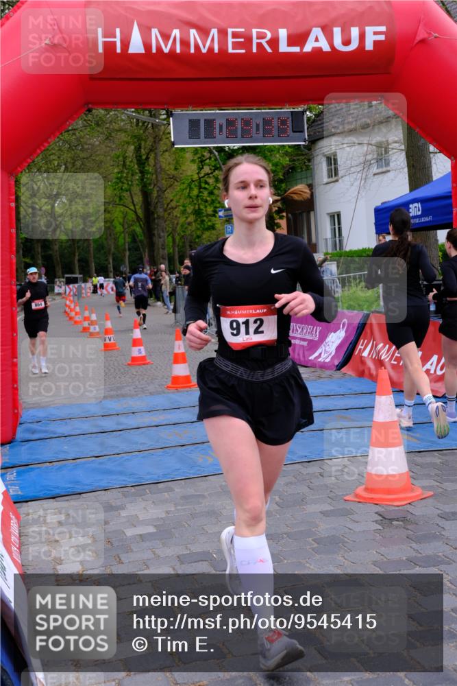 19.04.2026 - Hammer Lauf Tim E. http://msf.ph/oto/9545415 19.04.2026 12:29:47 Ziel 23, 138, 144, 145, 349, 864, 912 meine-sportfotos.de