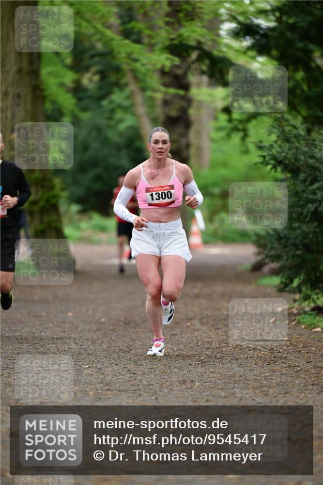 19.04.2026 - Hammer Lauf Dr. Thomas Lammeyer http://msf.ph/oto/9545417 19.04.2026 11:24:29 Laufen 1300 meine-sportfotos.de