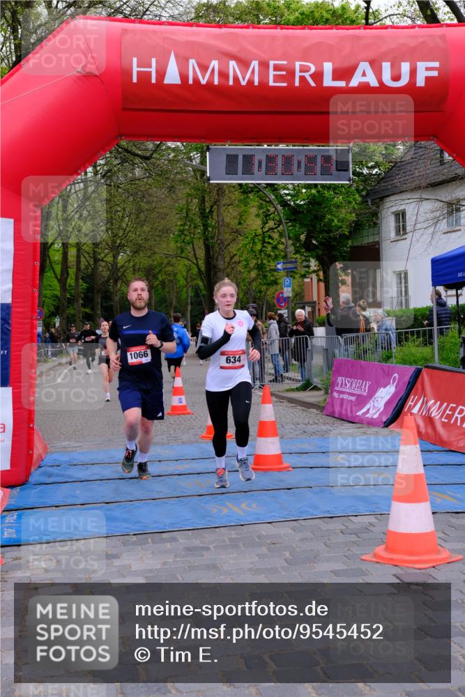 19.04.2026 - Hammer Lauf Tim E. http://msf.ph/oto/9545452 19.04.2026 12:31:02 Ziel 22, 634, 673, 674, 1066 meine-sportfotos.de