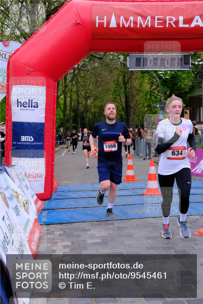 19.04.2026 - Hammer Lauf Tim E. http://msf.ph/oto/9545461 19.04.2026 12:31:02 Ziel 22, 634, 673, 674, 1066 meine-sportfotos.de