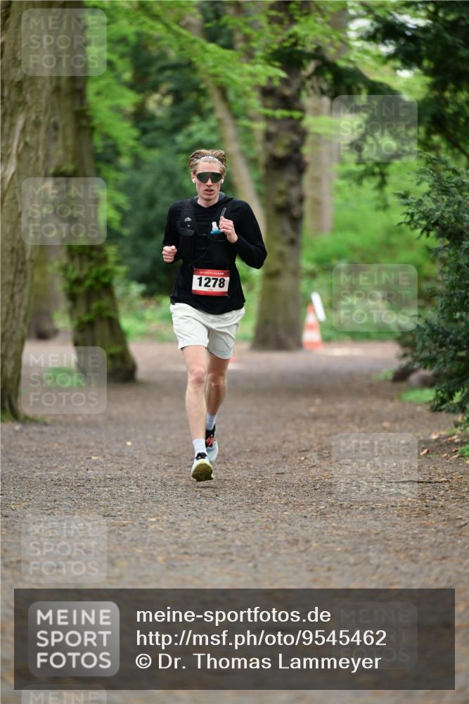 19.04.2026 - Hammer Lauf Dr. Thomas Lammeyer http://msf.ph/oto/9545462 19.04.2026 11:24:44 Laufen 1278 meine-sportfotos.de