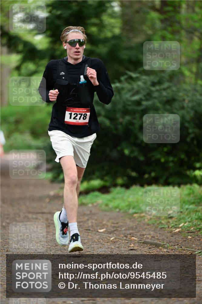 19.04.2026 - Hammer Lauf Dr. Thomas Lammeyer http://msf.ph/oto/9545485 19.04.2026 11:24:47 Laufen 1278 meine-sportfotos.de