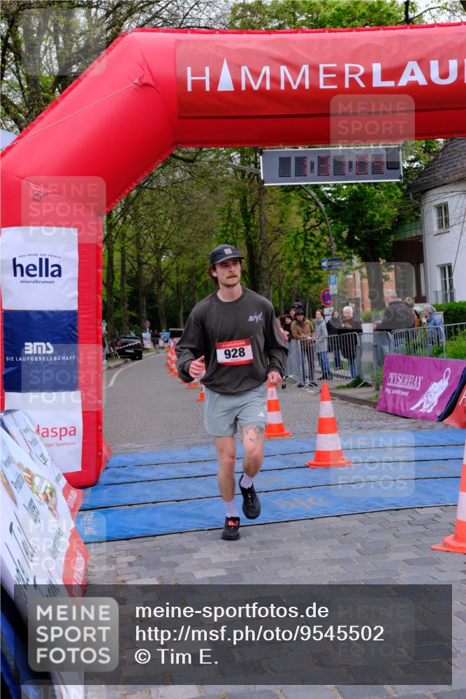 19.04.2026 - Hammer Lauf Tim E. http://msf.ph/oto/9545502 19.04.2026 12:31:12 Ziel 345, 406, 407, 534, 562, 928, 1907 meine-sportfotos.de