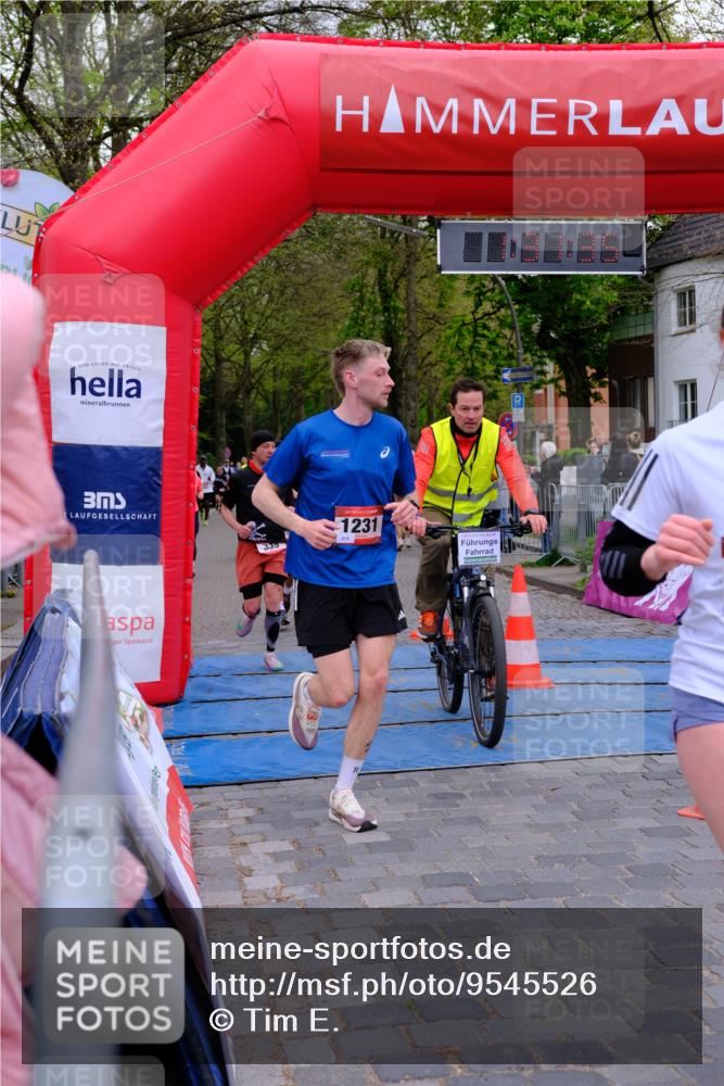 19.04.2026 - Hammer Lauf Tim E. http://msf.ph/oto/9545526 19.04.2026 12:31:43 Ziel 299, 335, 450, 482, 565, 796, 1231, 1704, 1777 meine-sportfotos.de