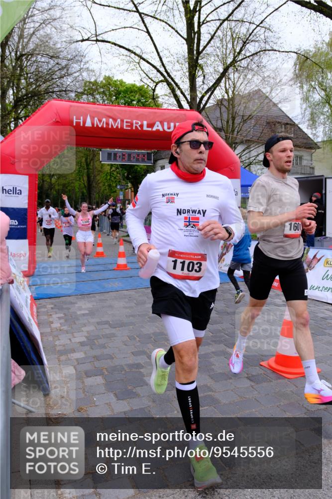 19.04.2026 - Hammer Lauf Tim E. http://msf.ph/oto/9545556 19.04.2026 12:31:52 Ziel 8, 123, 141, 304, 306, 420, 450, 549, 690, 1103, 1106, 1111, 1300, 1339, 1593, 1601, 1928 meine-sportfotos.de
