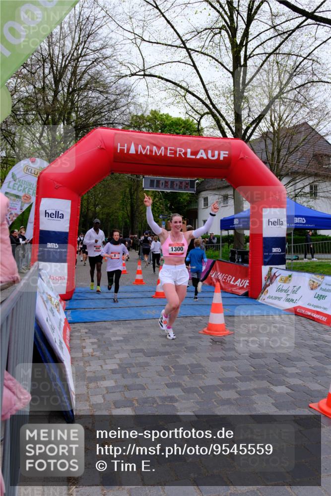 19.04.2026 - Hammer Lauf Tim E. http://msf.ph/oto/9545559 19.04.2026 12:31:53 Ziel 8, 123, 141, 304, 306, 412, 420, 549, 690, 1103, 1106, 1111, 1300, 1339, 1593, 1601, 1928 meine-sportfotos.de