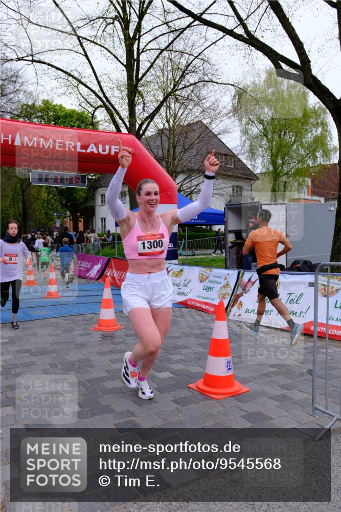 19.04.2026 - Hammer Lauf Tim E. http://msf.ph/oto/9545568 19.04.2026 12:31:54 Ziel 8, 123, 141, 255, 304, 306, 412, 420, 549, 690, 1103, 1106, 1111, 1300, 1339, 1593, 1601, 1928 meine-sportfotos.de
